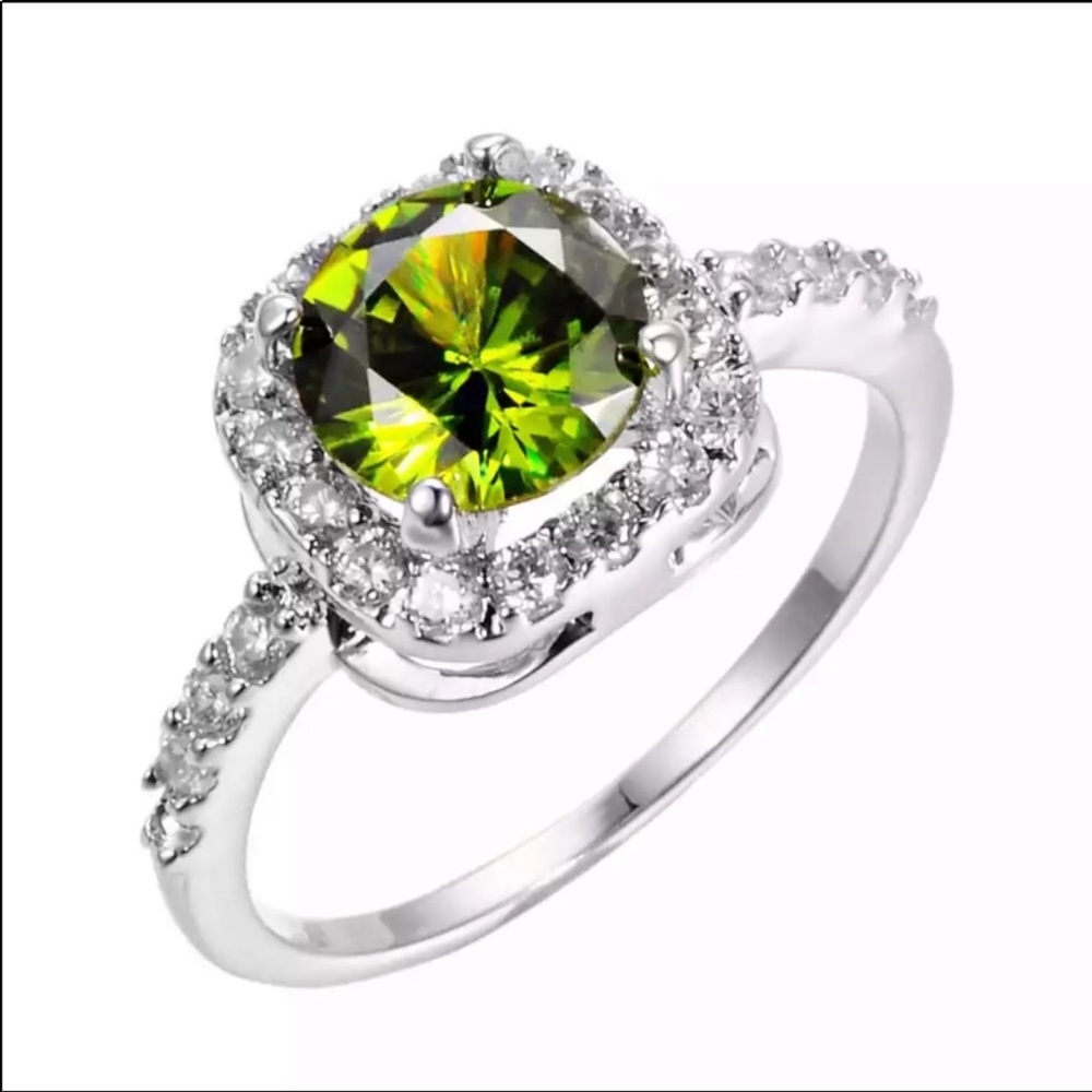 NWT 925 sterling silver ring - Picture 1 of 3